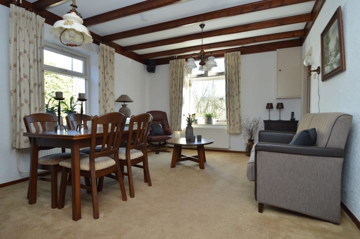 Foto 2 van Nastreek 12