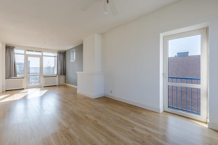 Foto 16 van Willem de Mérodestraat 56