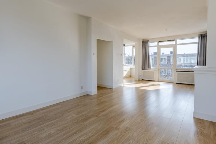 Foto 18 van Willem de Mérodestraat 56