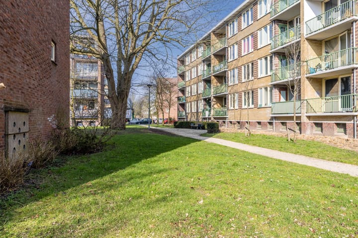 Foto 23 van Willem de Mérodestraat 56