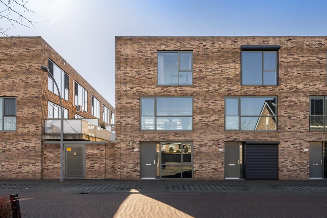 Foto 7 van Petuniastraat 206