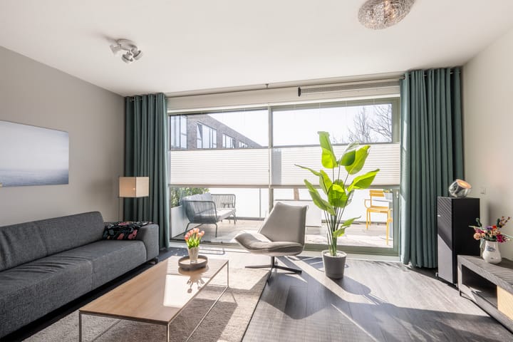 Foto 14 van Petuniastraat 206