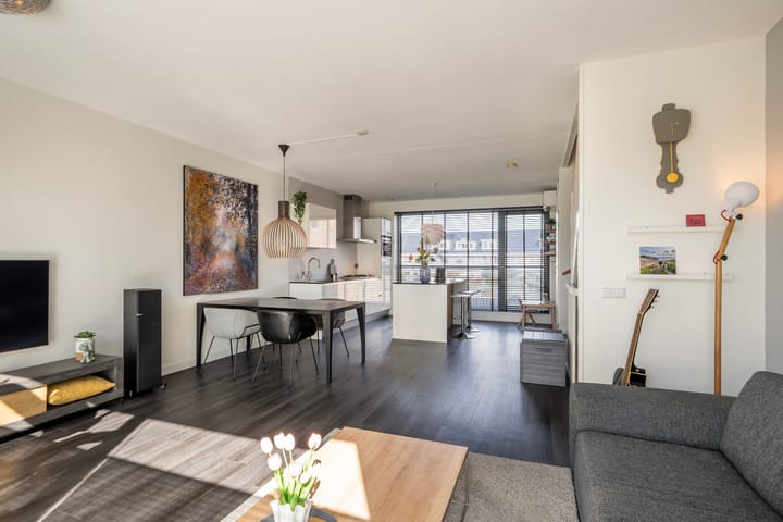 Foto 16 van Petuniastraat 206