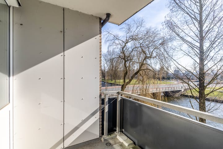 Photo 11 of Prof. R. Casimirstraat 84