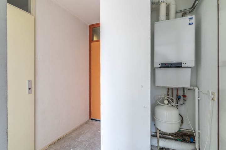 Photo 16 of Prof. R. Casimirstraat 84