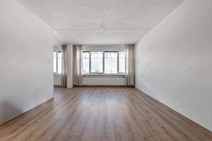 Foto 6 van Van Diemenstraat 64