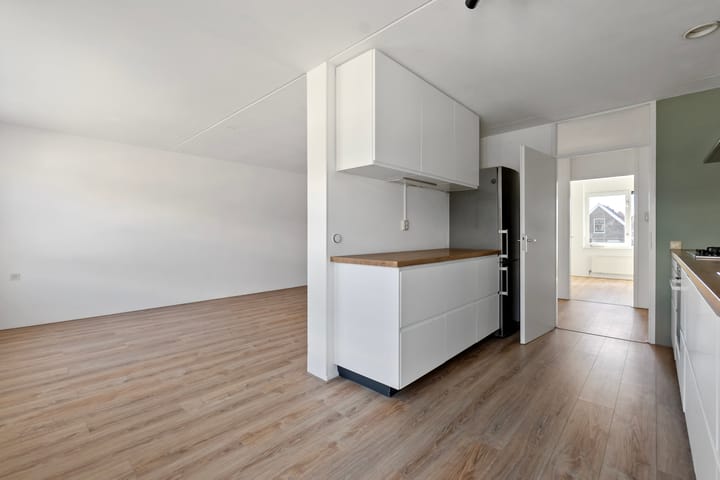 Foto 9 van Van Diemenstraat 64