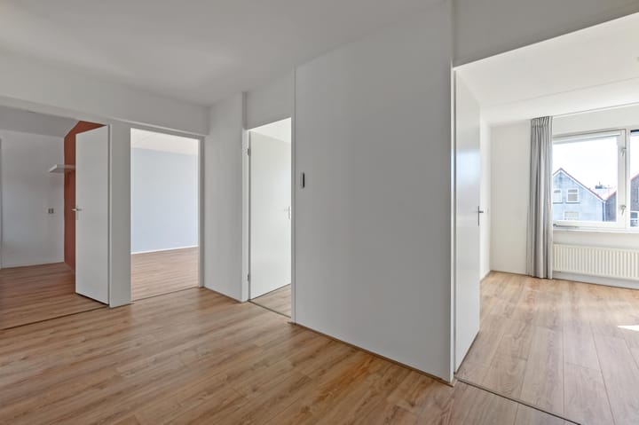 Foto 13 van Van Diemenstraat 64