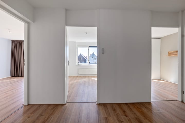 Foto 15 van Van Diemenstraat 64