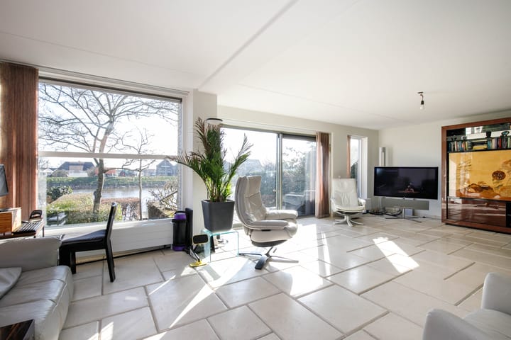 Foto 6 van Uiterwaard 109