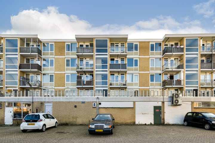 Photo 4 of Lorentzplein 19