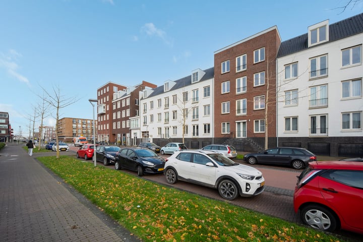 Hongarijehof 12