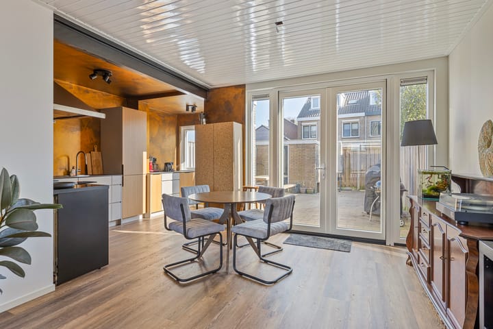 Foto 7 van Nolensstraat 12