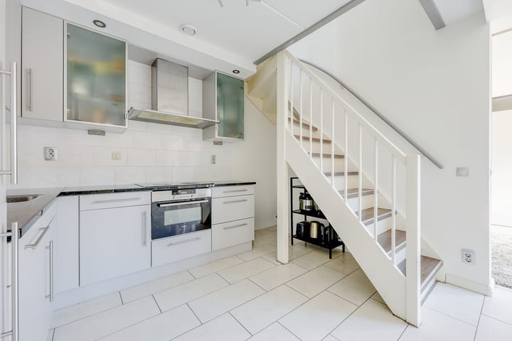 Foto 16 van J.J. Slauerhoffstraat 122