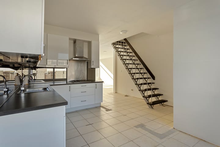 Foto 10 van Adonislaan 19