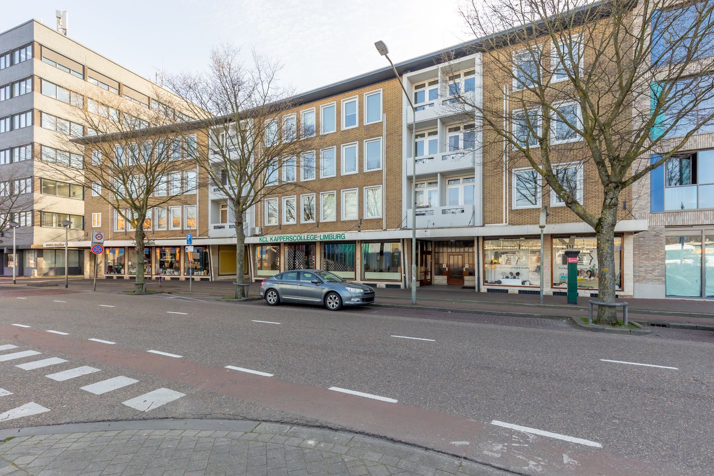 Photo 4 of Stationsplein 10-II