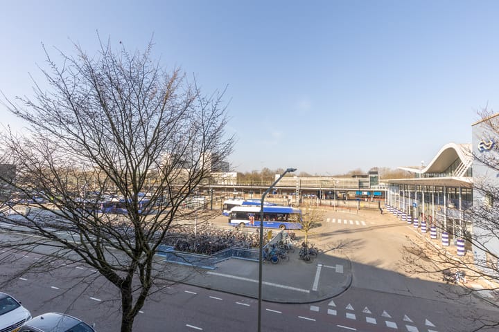 Foto 16 van Stationsplein 10-II