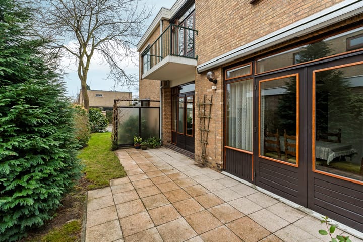 Foto 50 van Moersbergenlaan 16