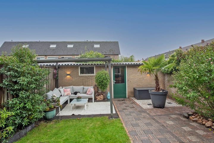 Foto 30 van Camphuysenstraat 54