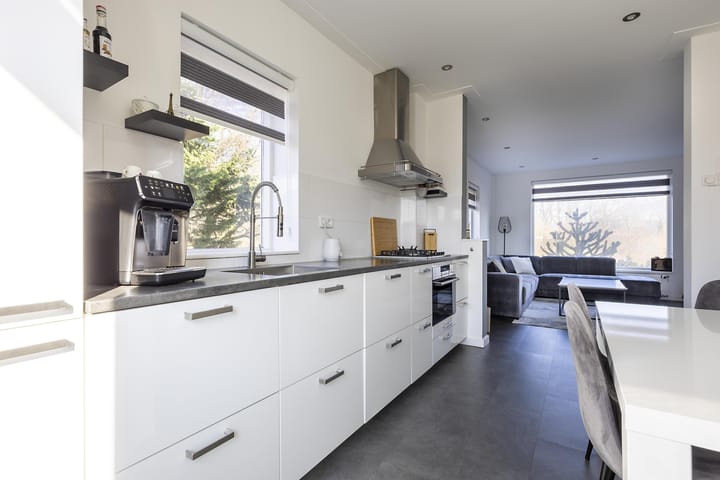 Foto 15 van Wijkeroogstraat 34