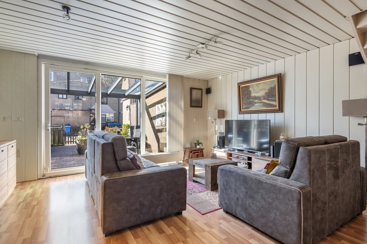 Foto 17 van Plevier 7