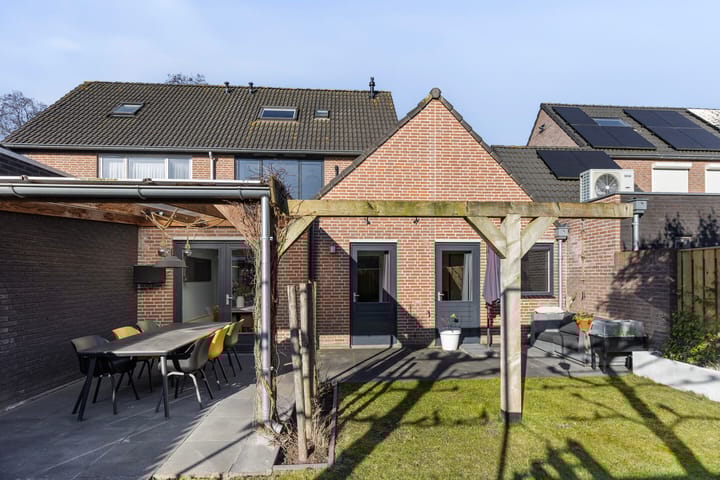 Foto 32 van Sparrestraat 8