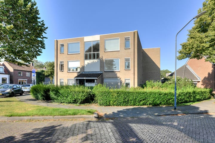 Bekijk foto van Van Reesstraat 9