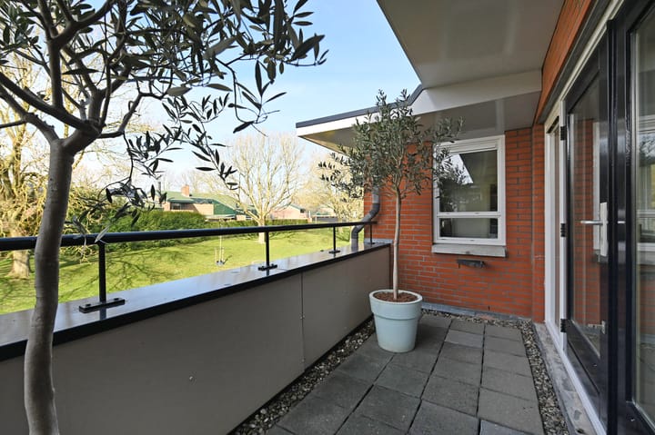 Photo 52 of Irislaan 76