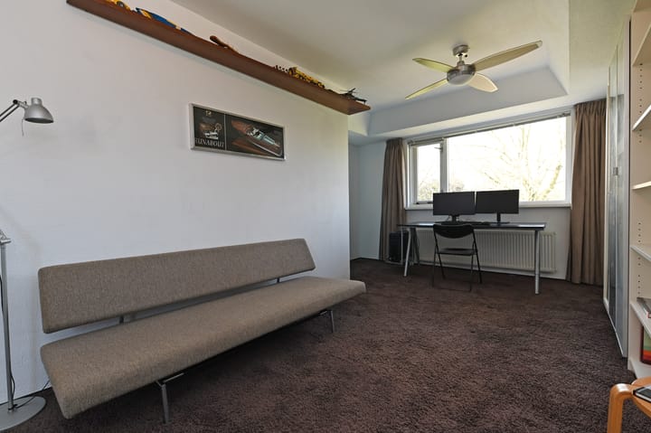 Photo 66 of Irislaan 76