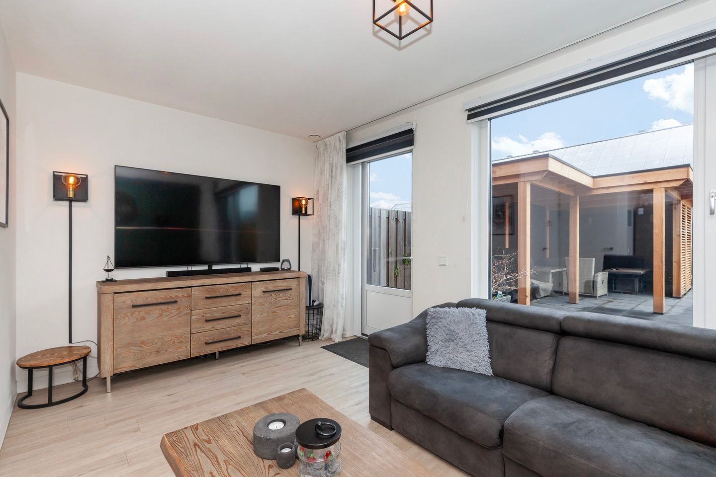 Photo 10 of Esther Vergeerstraat 42