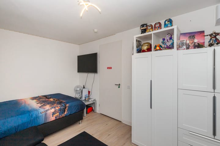 Foto 23 van Esther Vergeerstraat 42