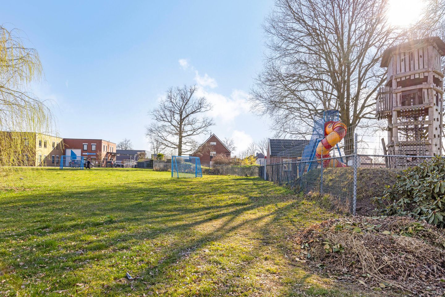 Foto 35 van Vragenderweg 44