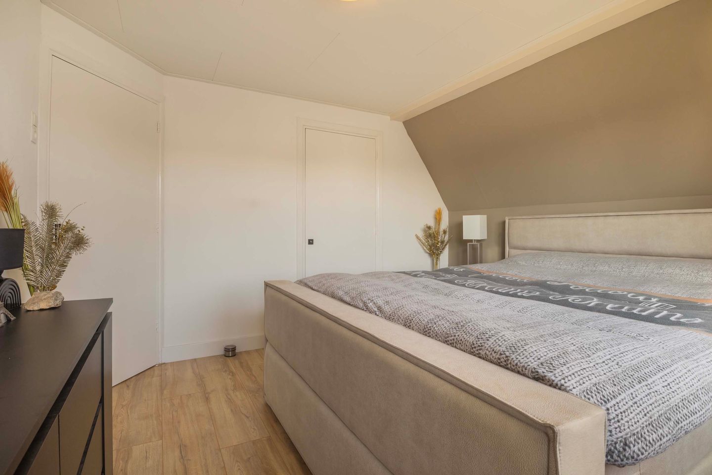 Foto 25 van Molenstraat 79