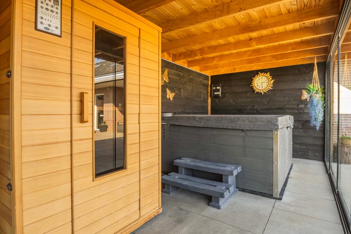 Foto 44 van Molenstraat 79