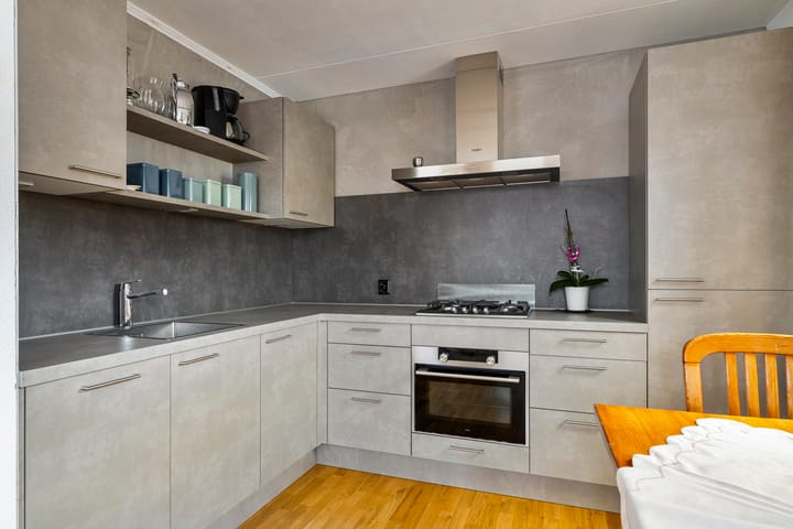 Foto 12 van Venne 107-A