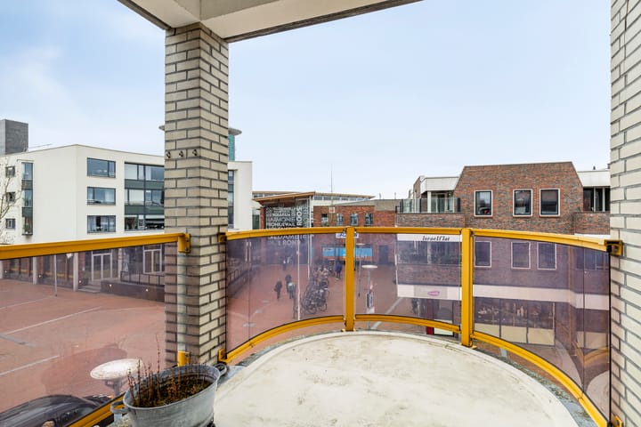 Foto 14 van Venne 107-A