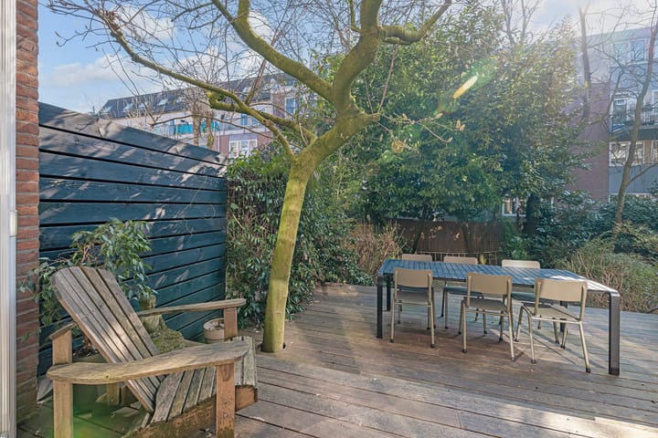 Photo 20 of Graaf Florisstraat 124-A