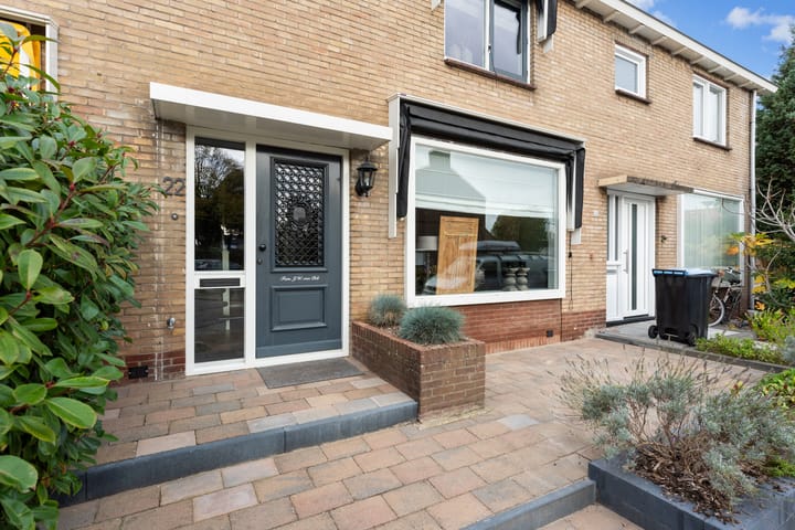 Foto 2 van Jan Luijkenhof 22