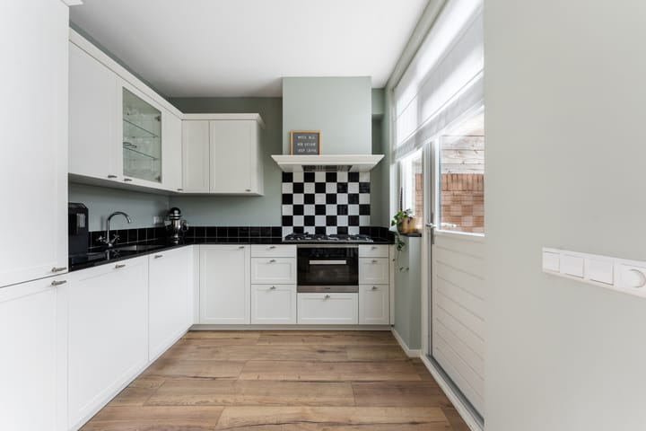 Photo 12 of Jan Luijkenhof 22