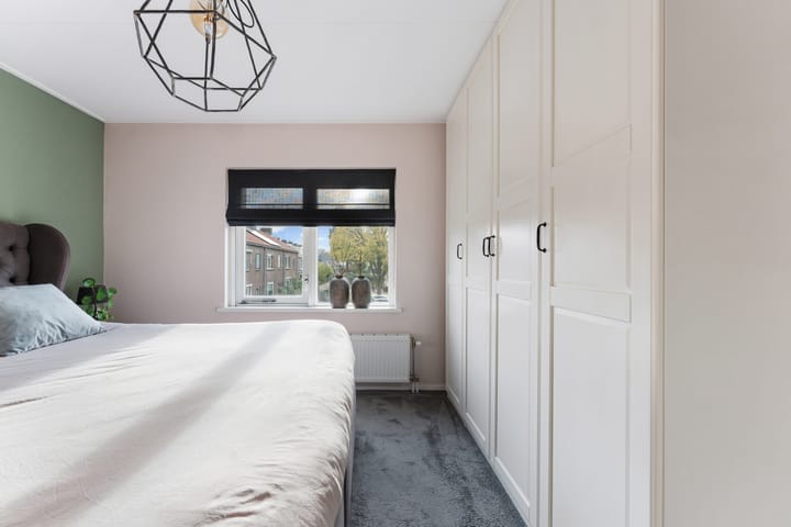 Photo 19 of Jan Luijkenhof 22