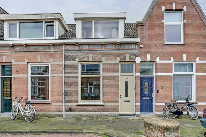 Foto 2 van Leliestraat 7