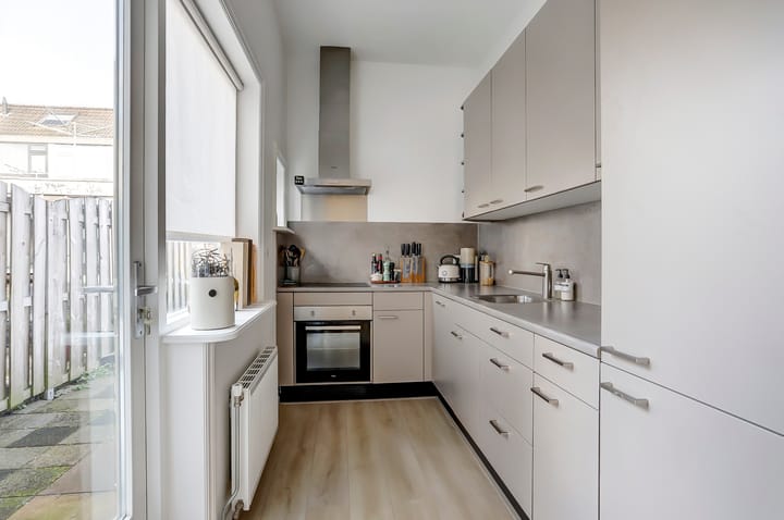 Foto 11 van Leliestraat 7