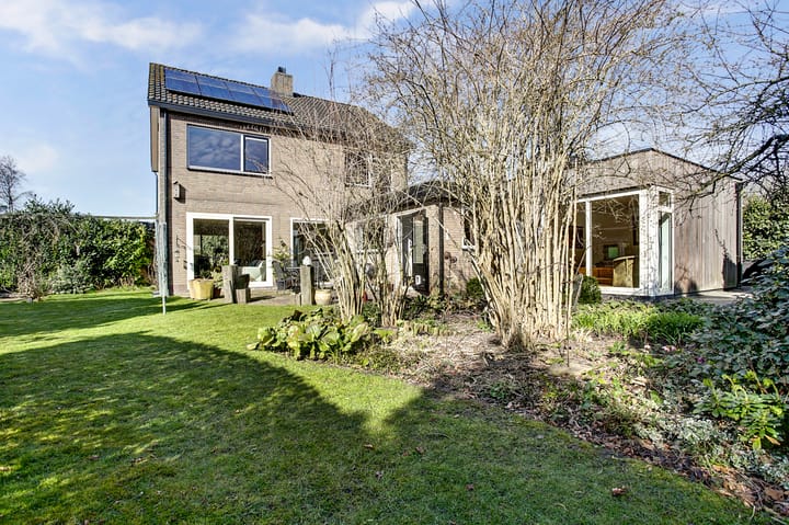 Foto 2 van De Meridiaan 11