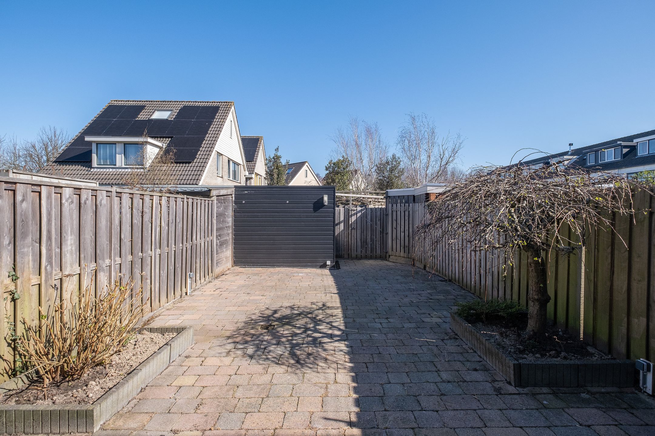 Foto 30 van Gele Varaan 14