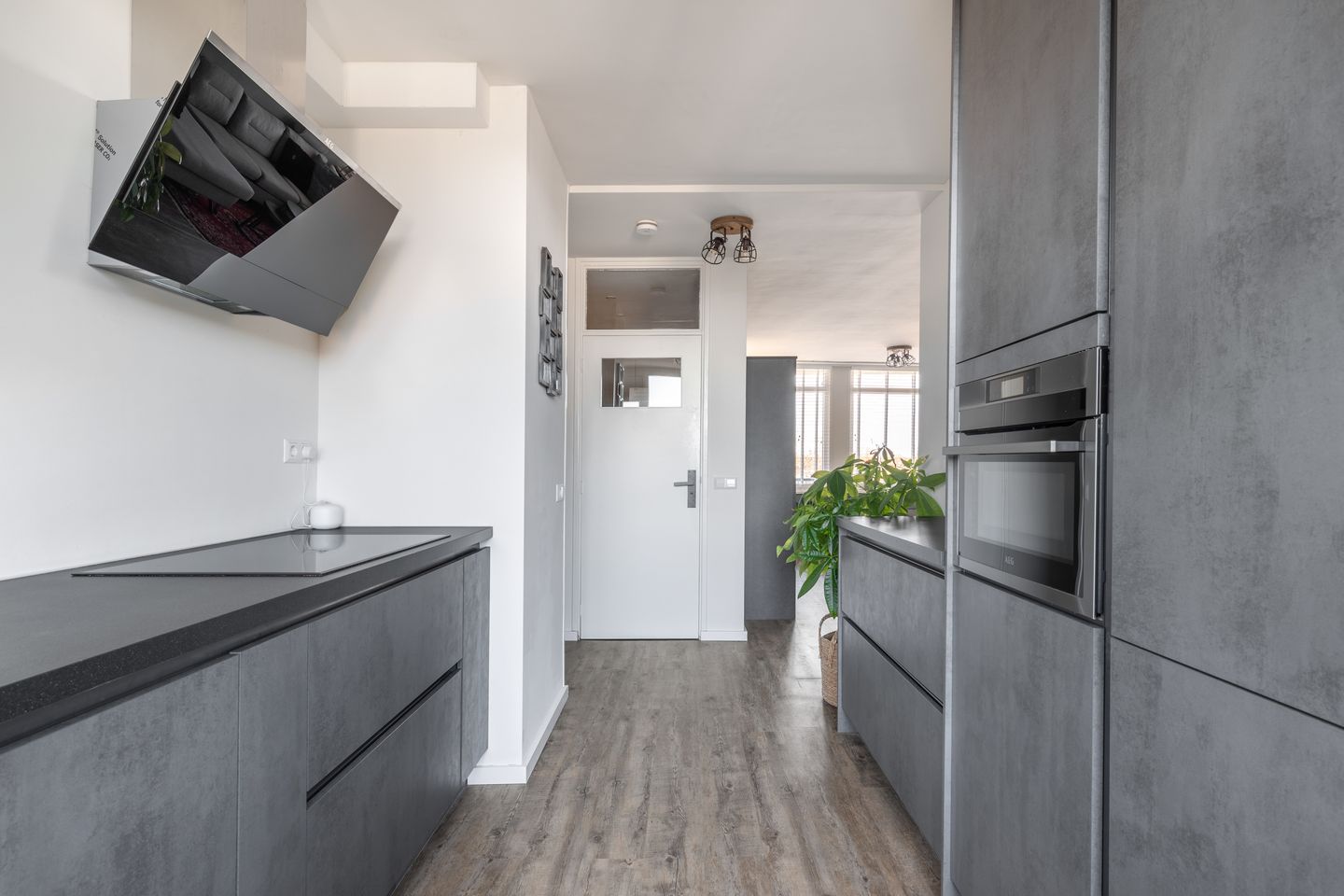 Foto 14 van Admiraal de Ruyterlaan 41