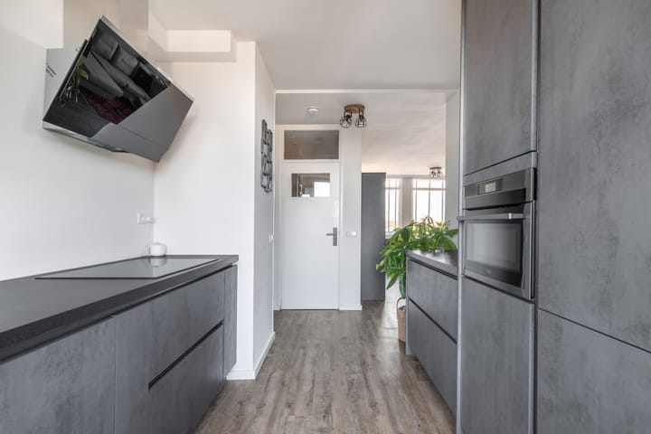 Foto 14 van Admiraal de Ruyterlaan 41