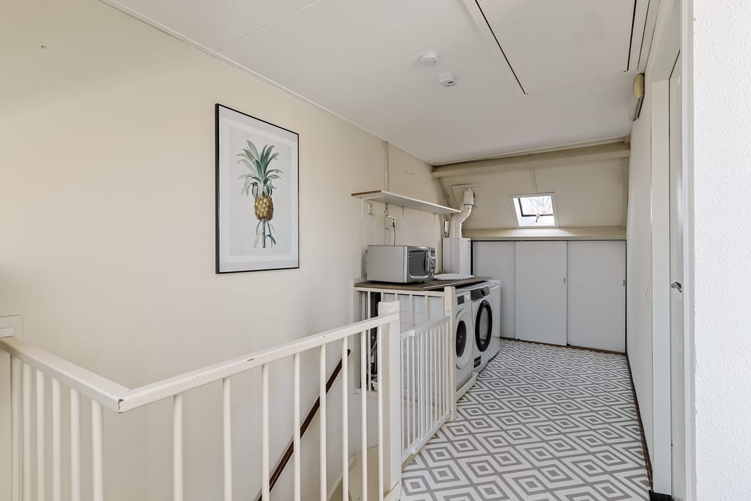 Photo 46 of De Tas 33