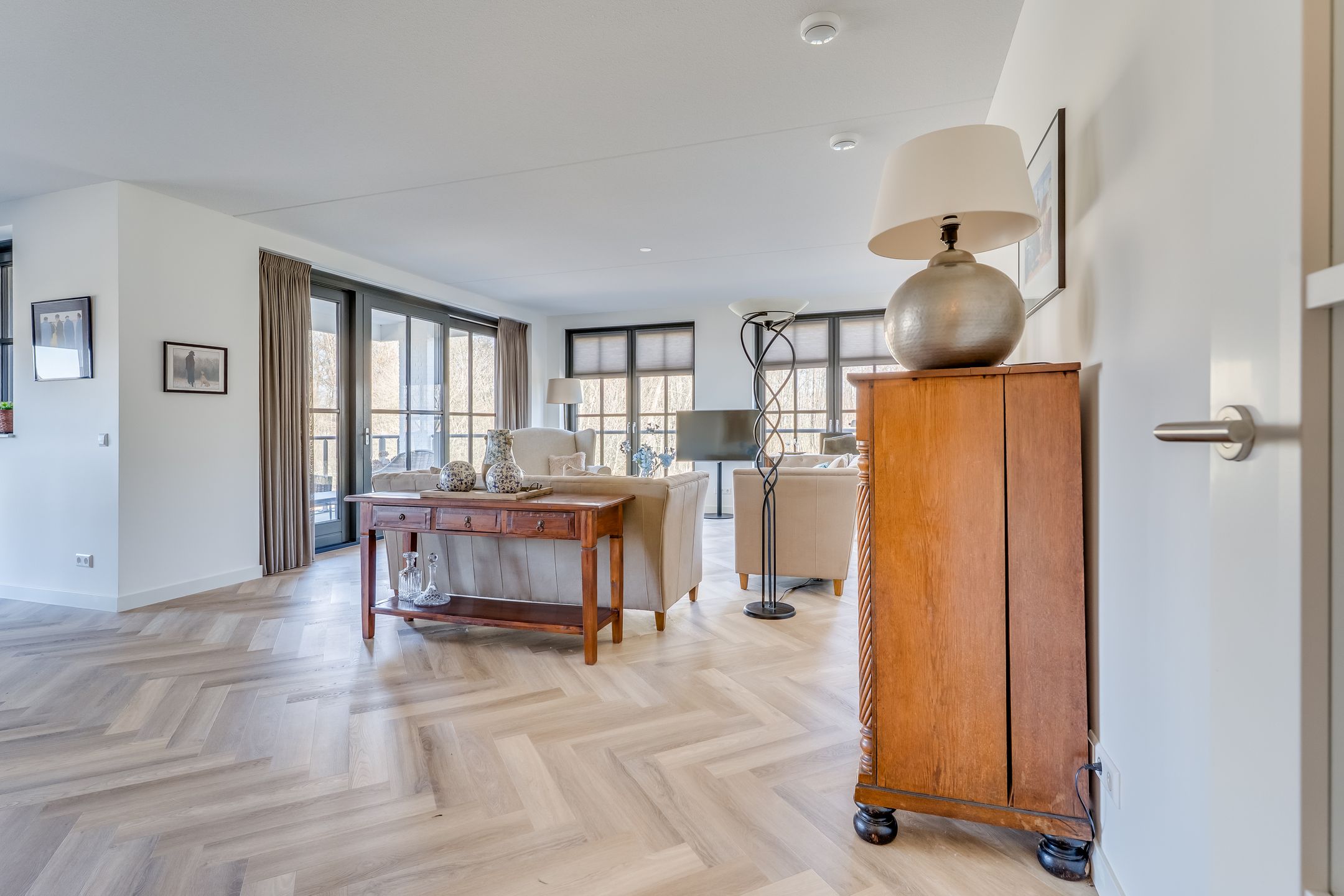 Foto 9 van Plataanpad 54