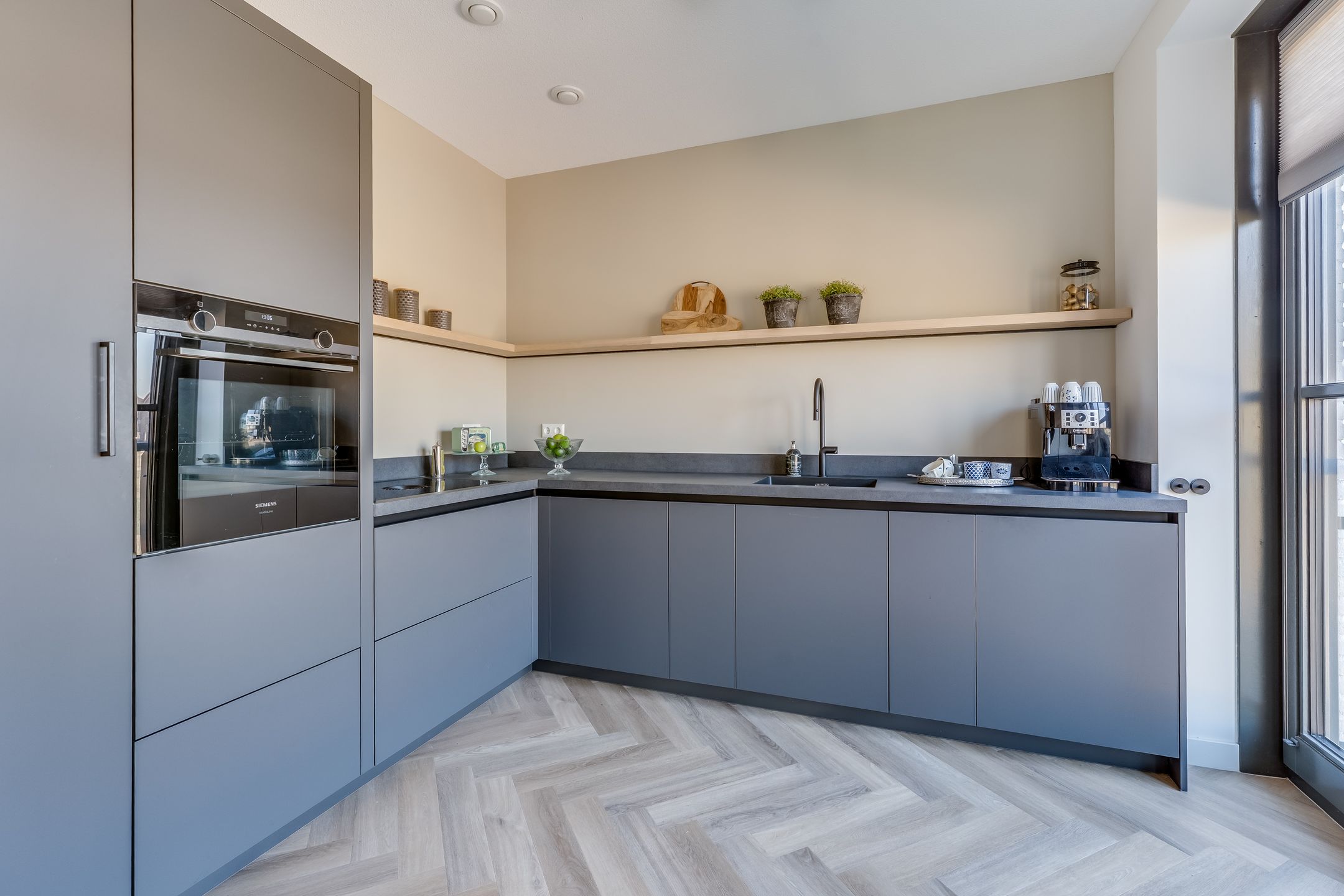 Foto 15 van Plataanpad 54