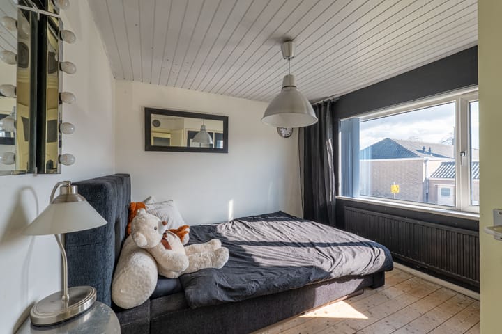 Foto 18 van Meidoornlaan 38